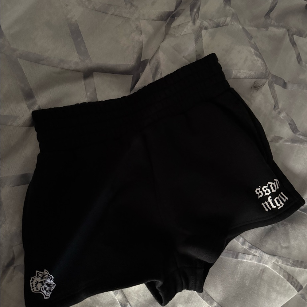 NWT darcsport sweat shorts